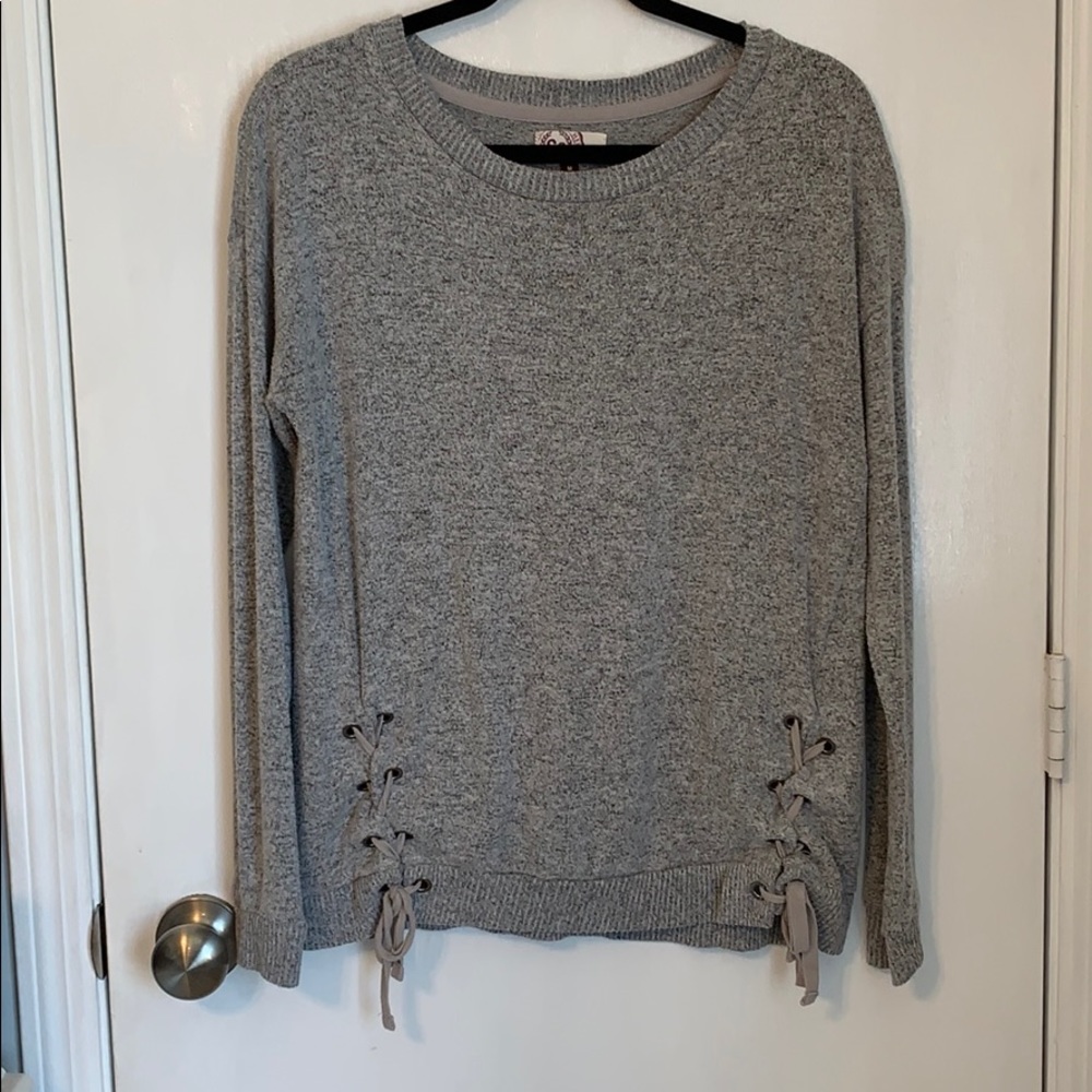 🌿 Long Sleeve Grey Sweater